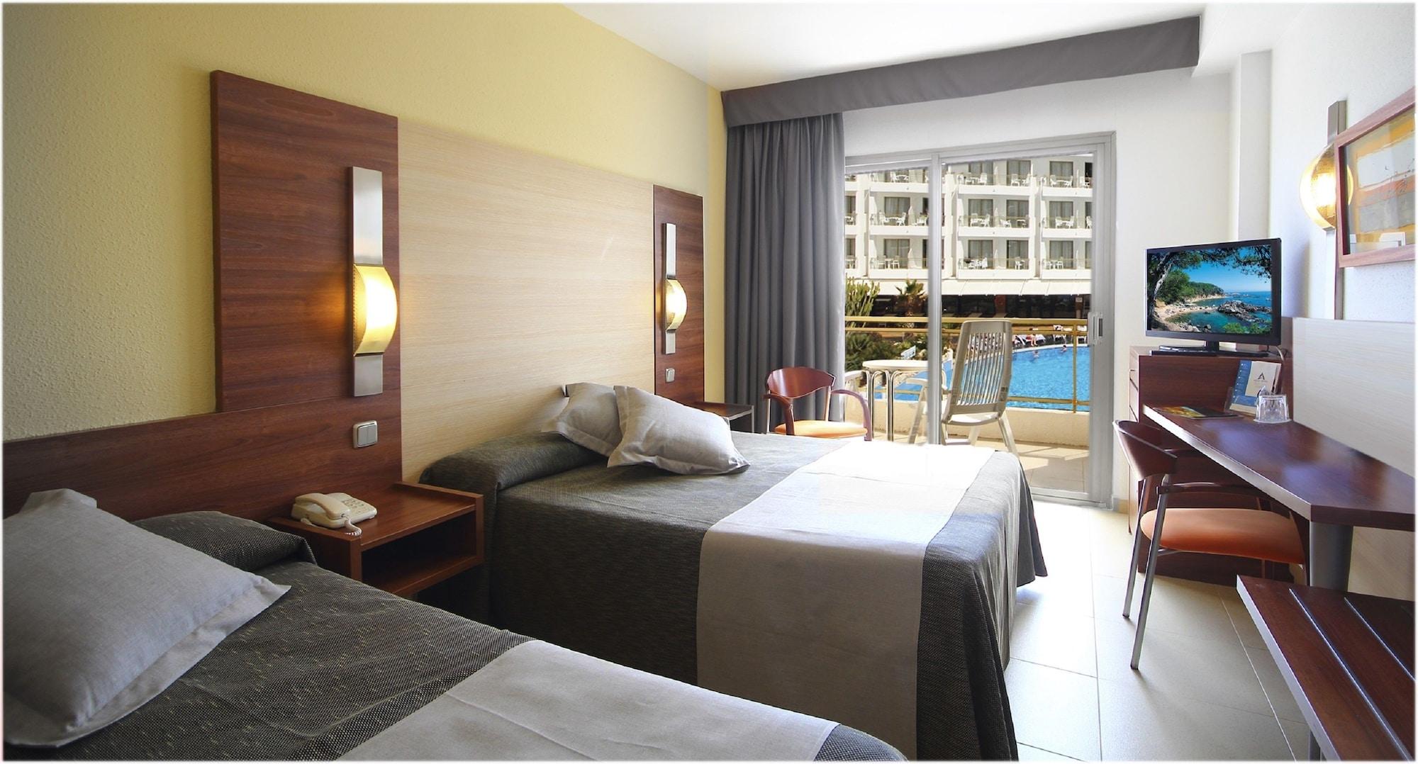 AQUA Hotel Aquamarina&Spa Santa Susanna Esterno foto