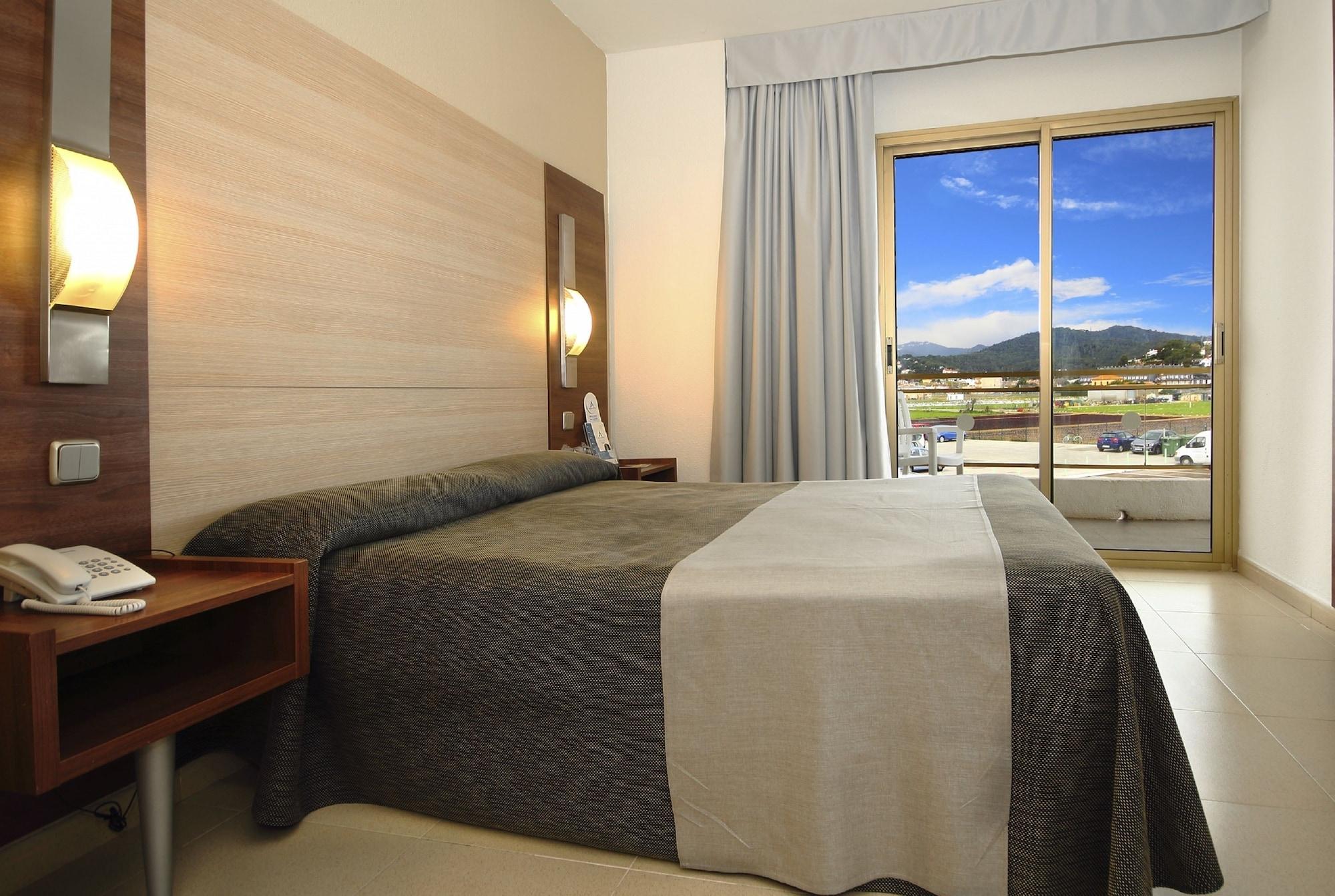 AQUA Hotel Aquamarina&Spa Santa Susanna Esterno foto