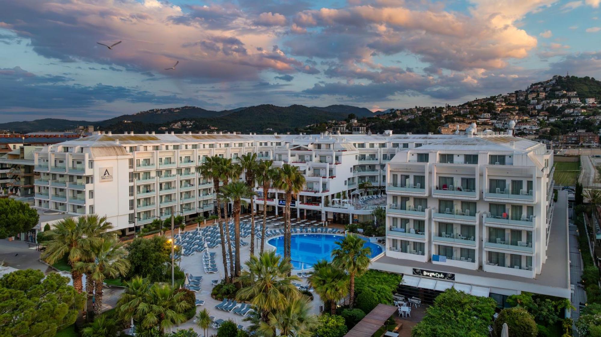 AQUA Hotel Aquamarina&Spa Santa Susanna Esterno foto