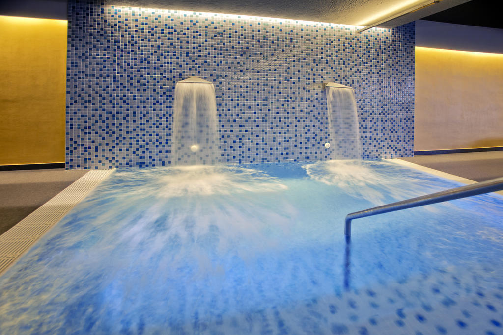 AQUA Hotel Aquamarina&Spa Santa Susanna Esterno foto